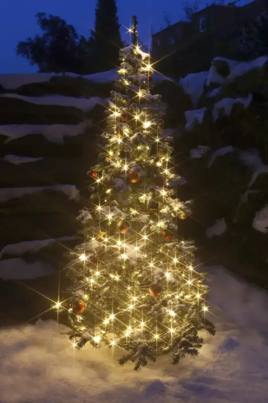 Lichterkette mit 400 warmweißen LEDs, IP44, 40m Aktuell