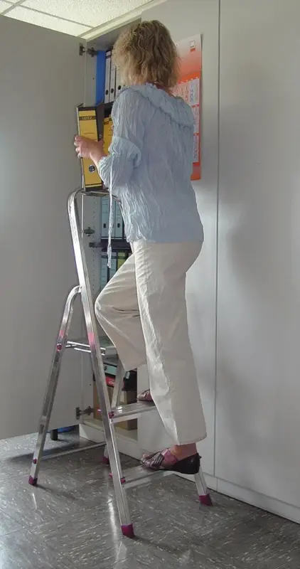 Begrenztes Angebot Stufen Stehleiter Alu, 3 Stufen Leiter