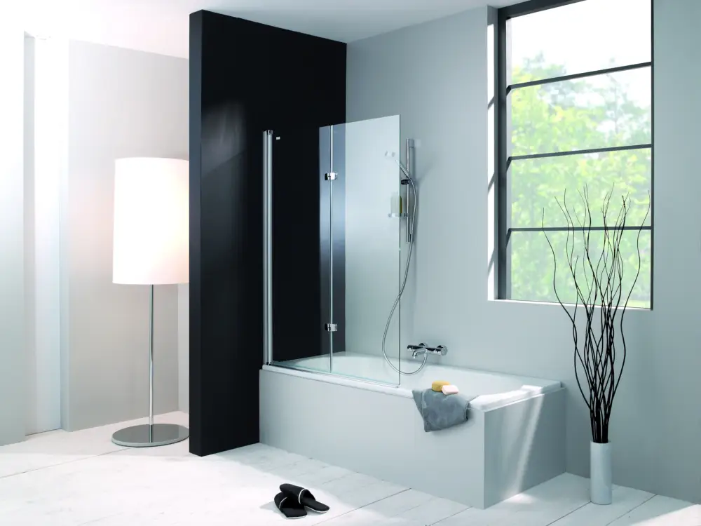Top-Angebot Hüppe 501 Design pure Badewannenabtrennung Schwingfalttür Chromglanz Grau getönt - 1000mm / 1500mm - Anschlag Links